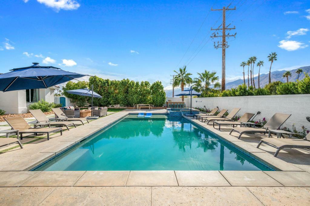 Property Photo: 2932 N Sunrise Way CA 92262