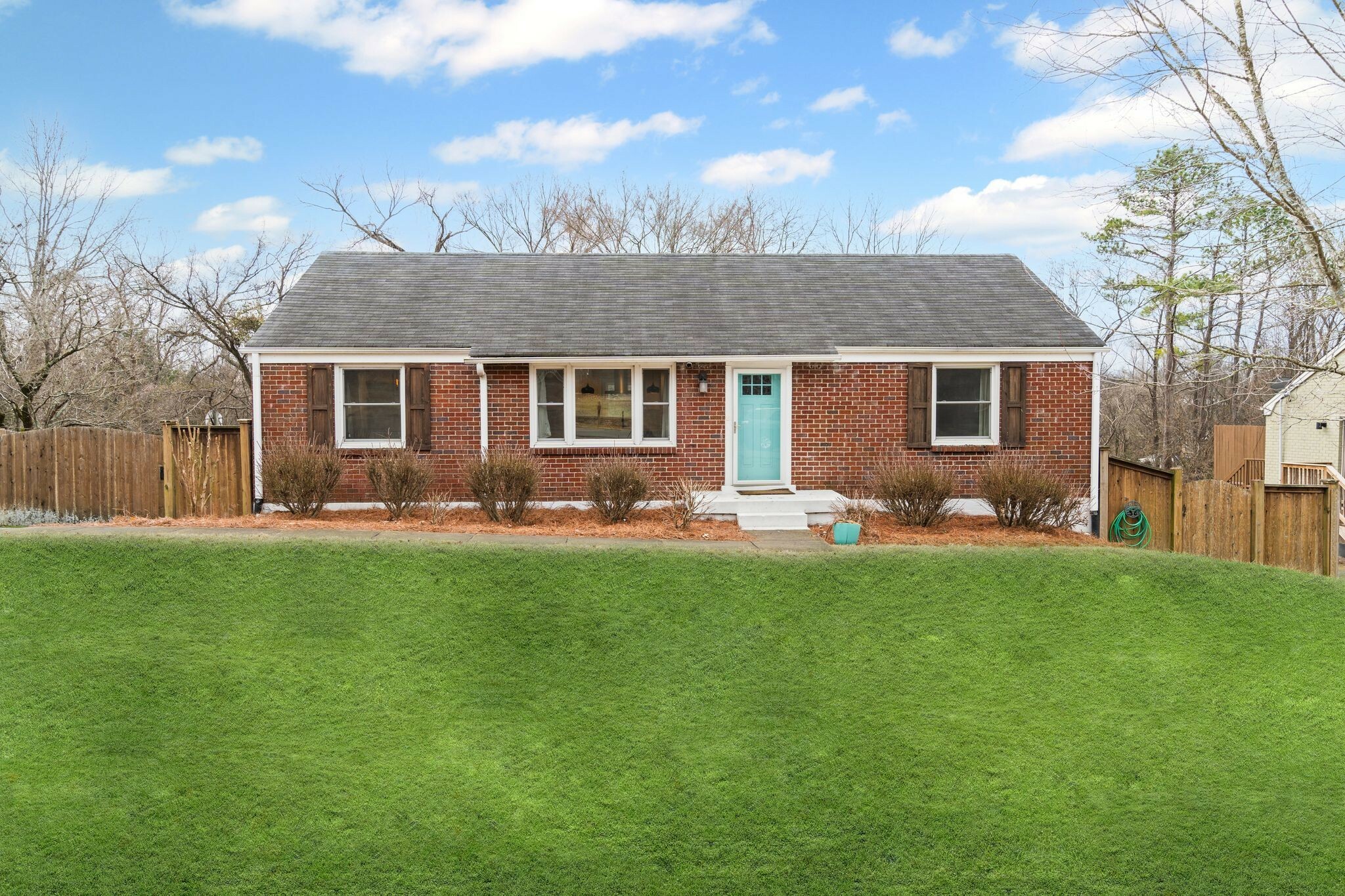 2420 McGinnis Dr  Nashville TN 37216 photo