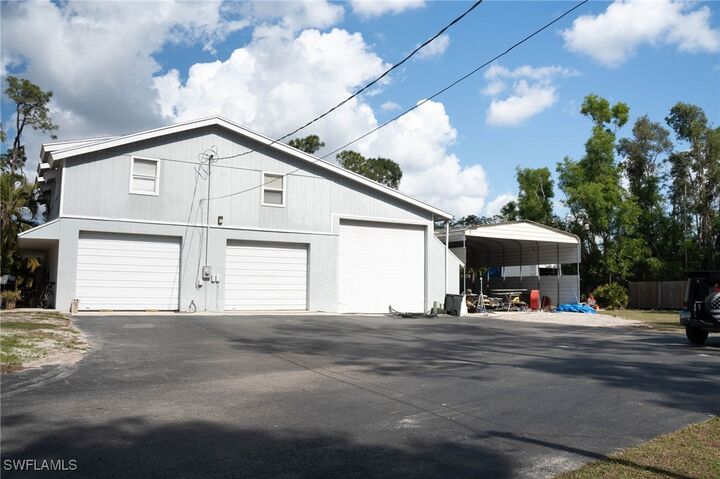 Property Photo: 25335 Pinson Drive FL 34135