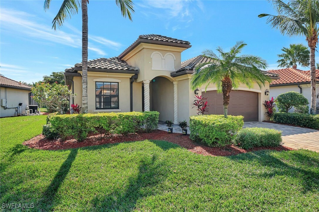 Property Photo: 9272 Veneto Place 6 FL 34113