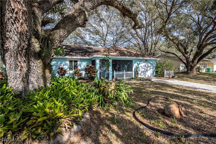 4001 E Sunflower Circle  Labelle FL 33935 photo