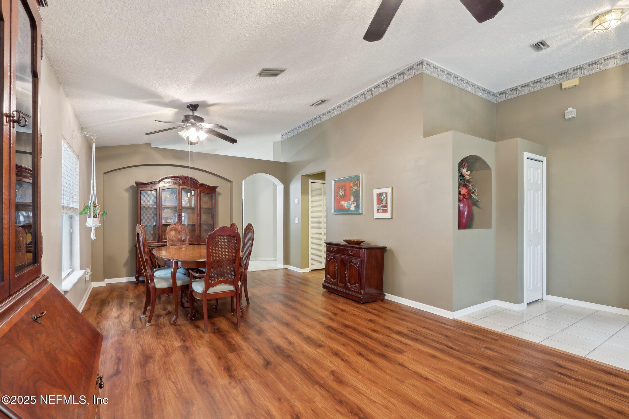 Property Photo: 1336 River City Street FL 32092