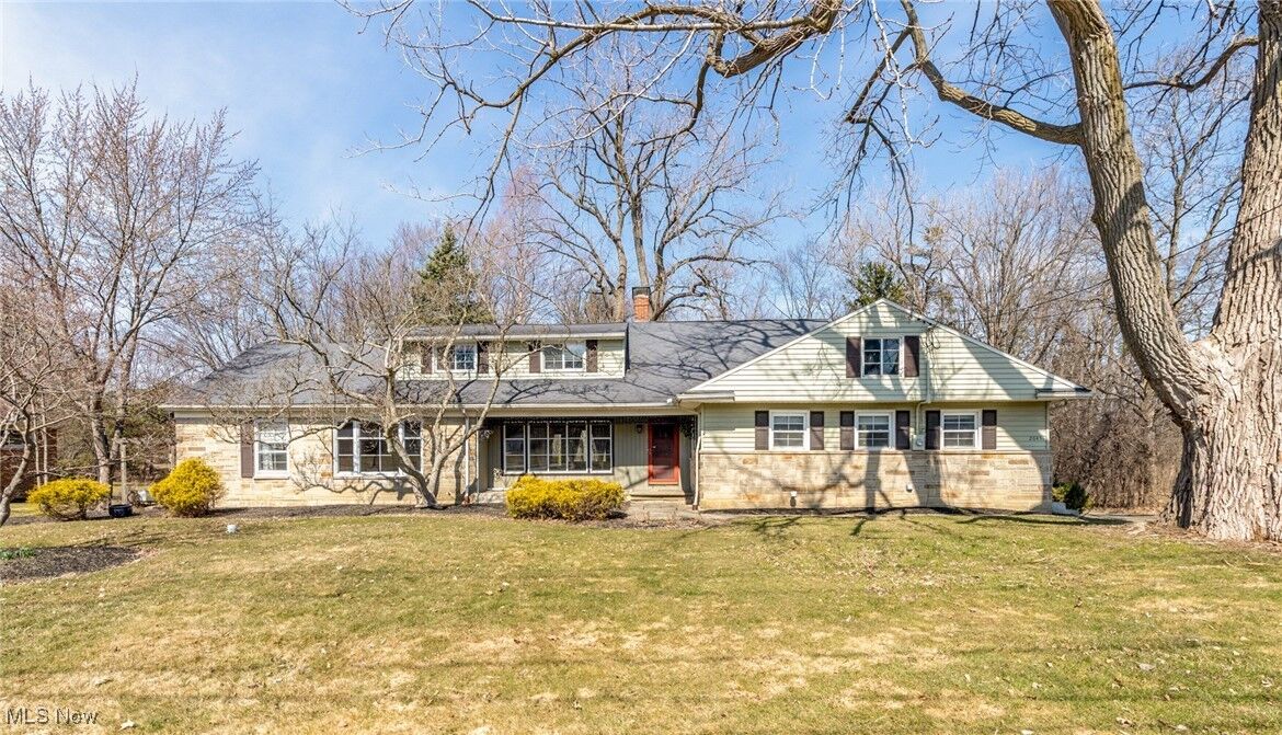Property Photo: 26451 Fairmount Boulevard OH 44122