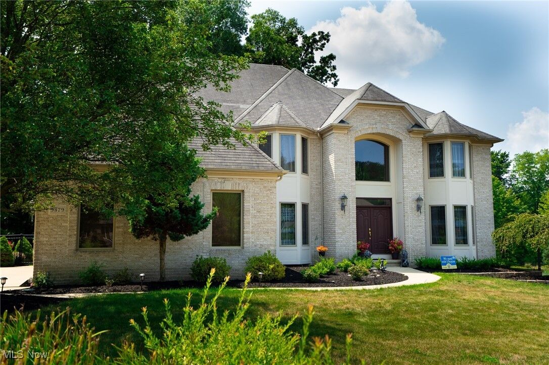 Property Photo: 9379 Chesapeak Drive OH 44133