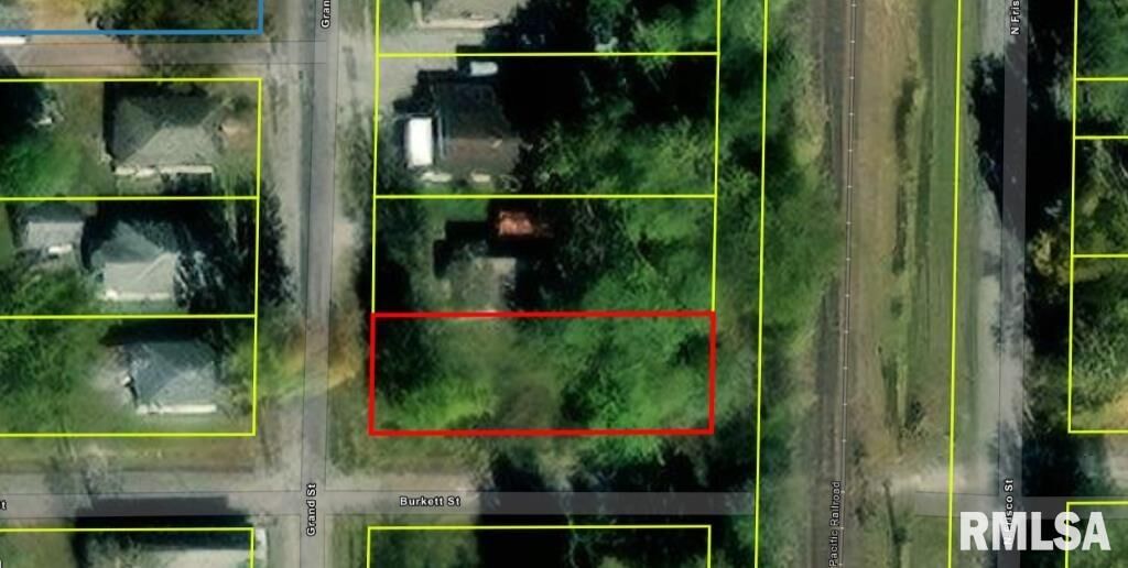 Property Photo:  402 Grand Street  IL 62812 