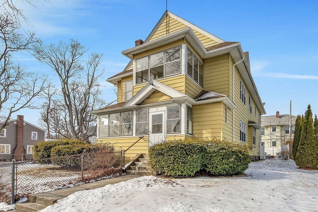 Property Photo:  7 Fiske St  MA 01602 