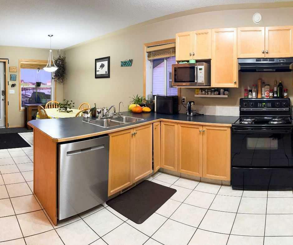 Property Photo:  19 Hagerman Road  AB T4S 2K2 