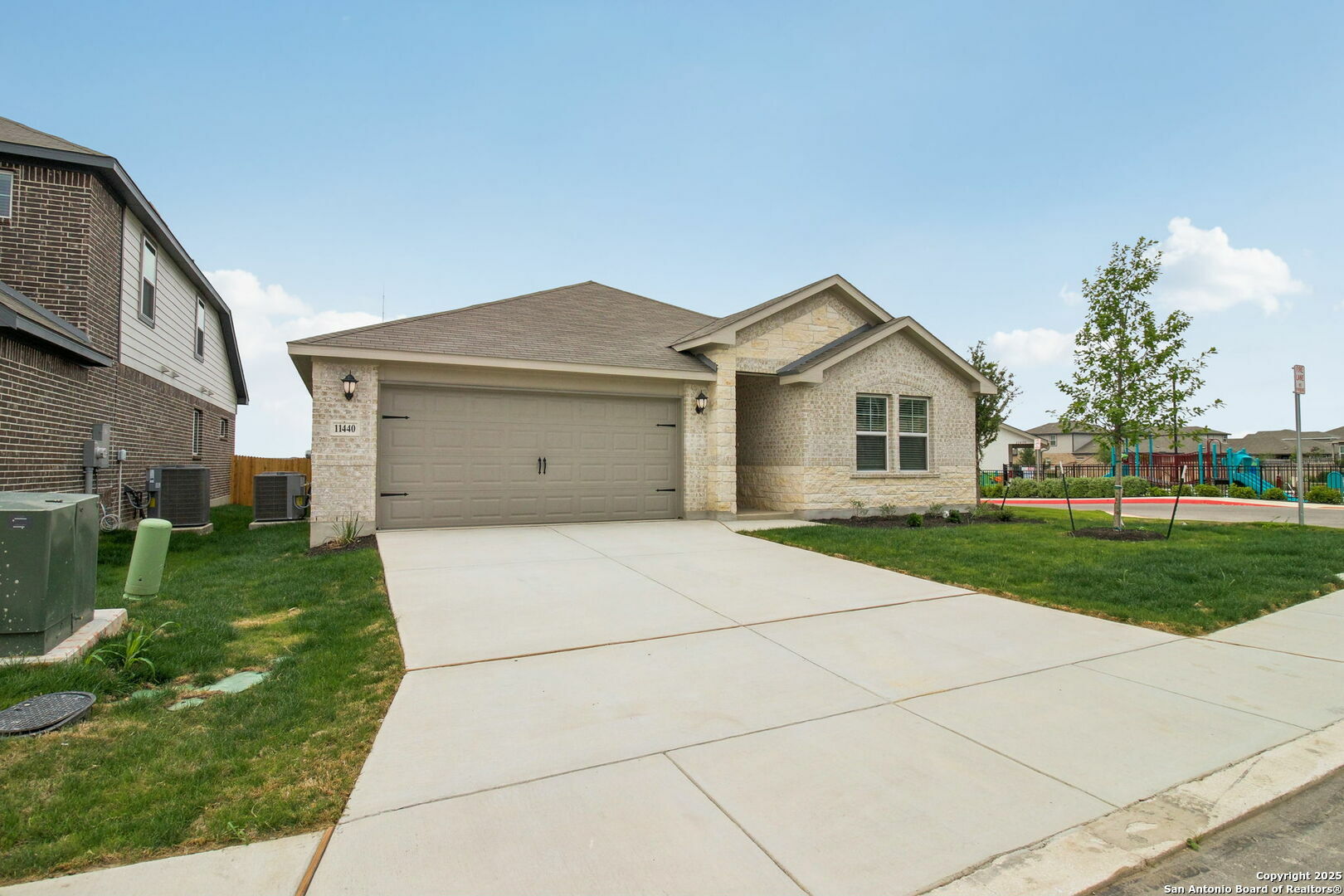 Property Photo: 11440 Sagebrook Run TX 78254