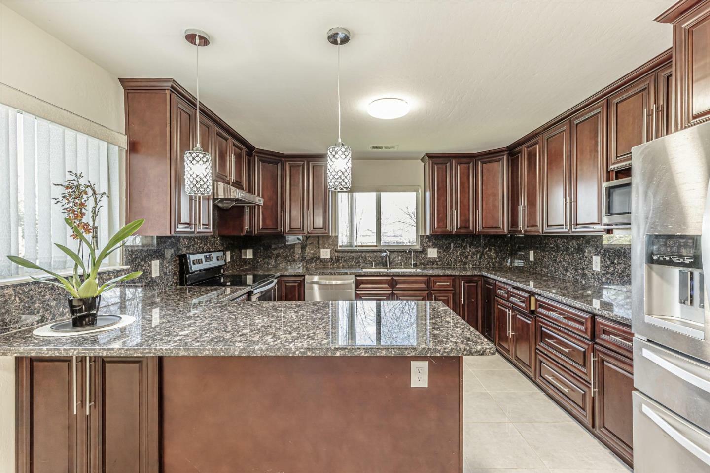 7381 Furlong Avenue  Gilroy CA 95020 photo