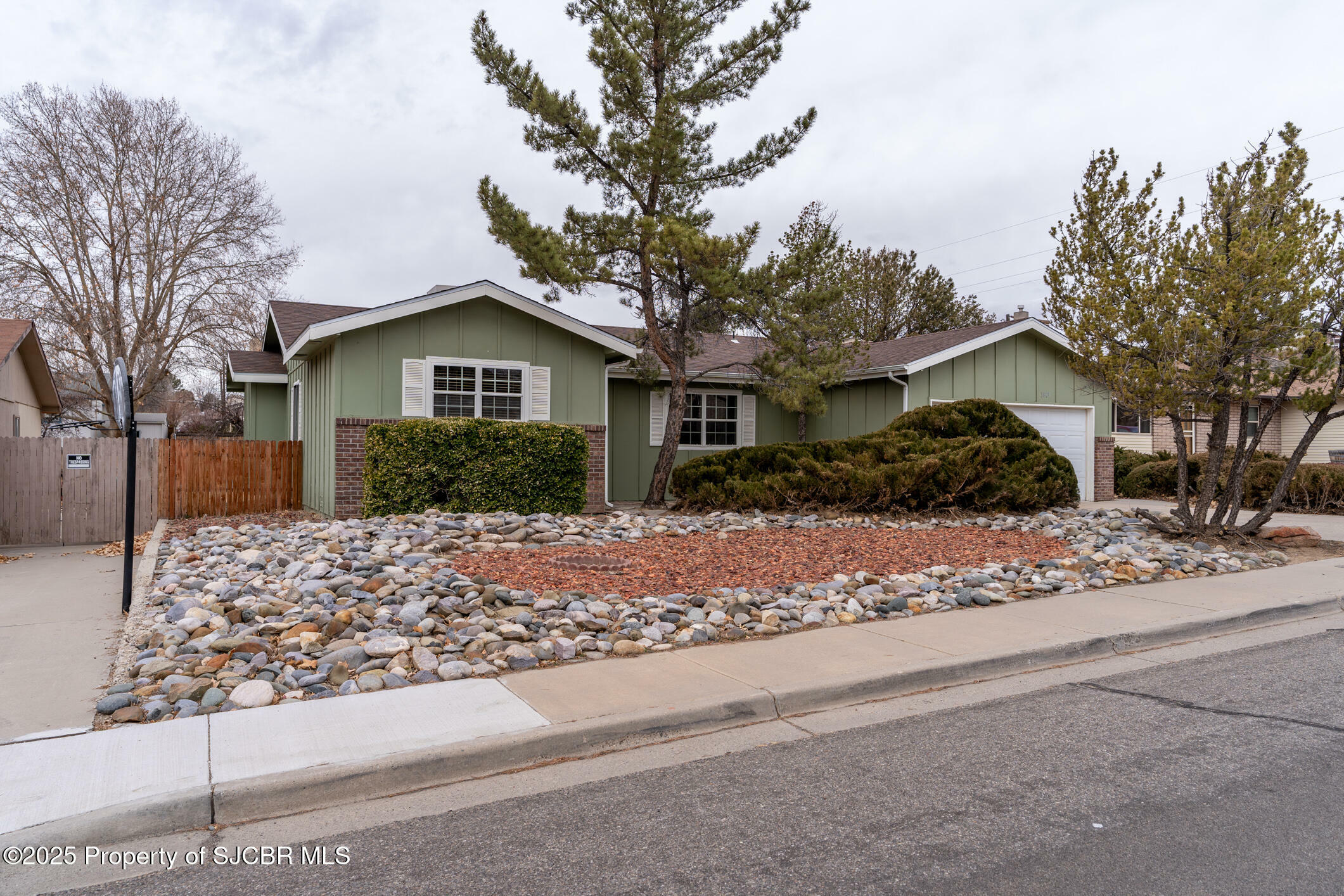 Property Photo:  3809 Crestridge Drive  NM 87401 