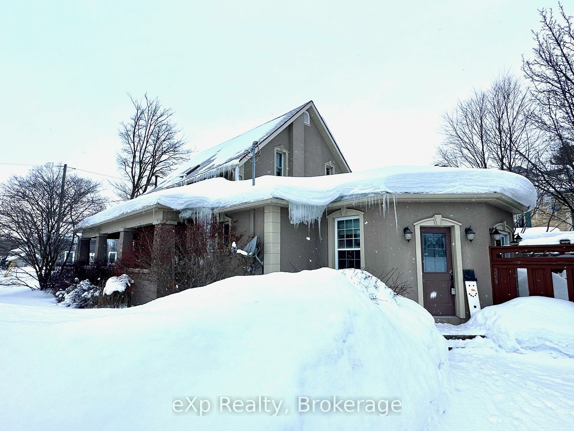 Property Photo:  524 Colborne St S  ON N0G 2V0 