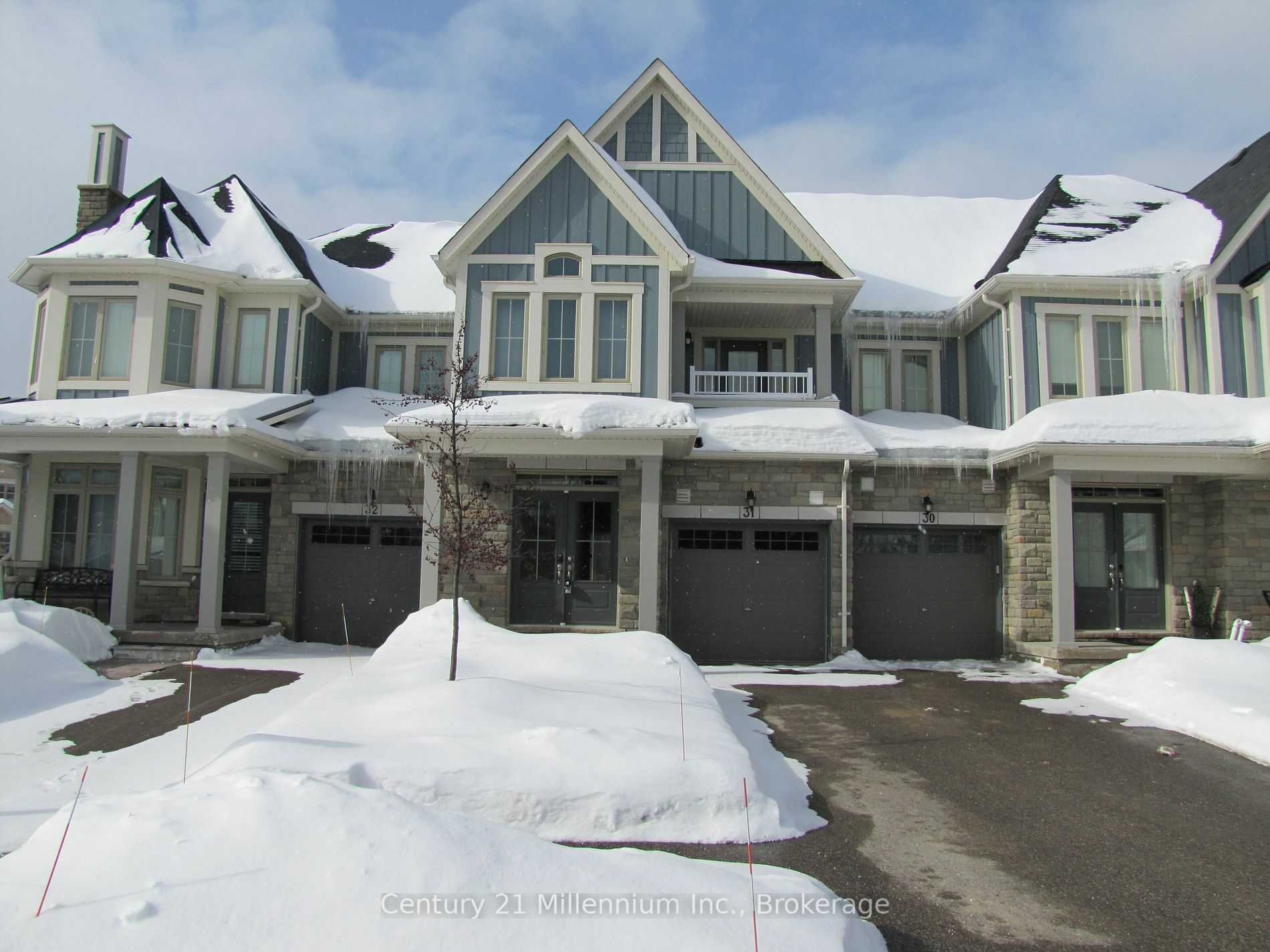 Property Photo:  171 Snowbridge Way 31  ON L9Y 0V1 