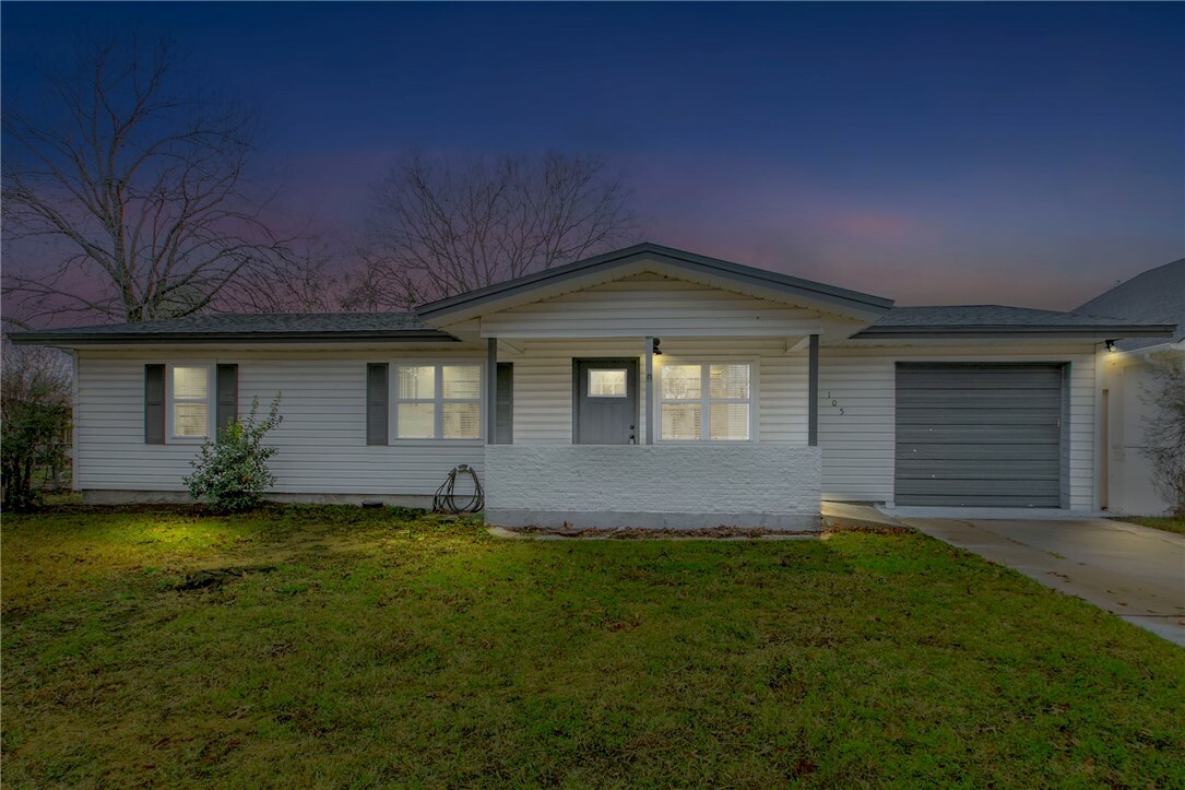 Property Photo:  105 Alamo Drive  TX 76657 