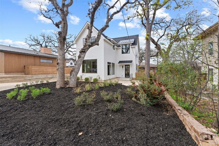 Property Photo:  2526 Spring Lane  TX 78703 