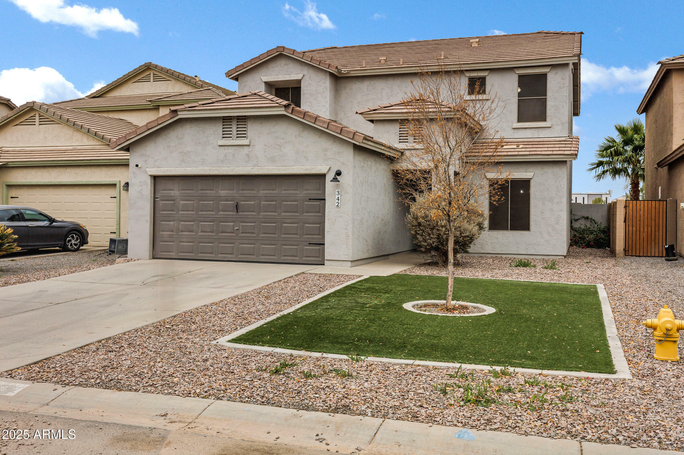 Property Photo:  342 E Backman Street  AZ 85140 