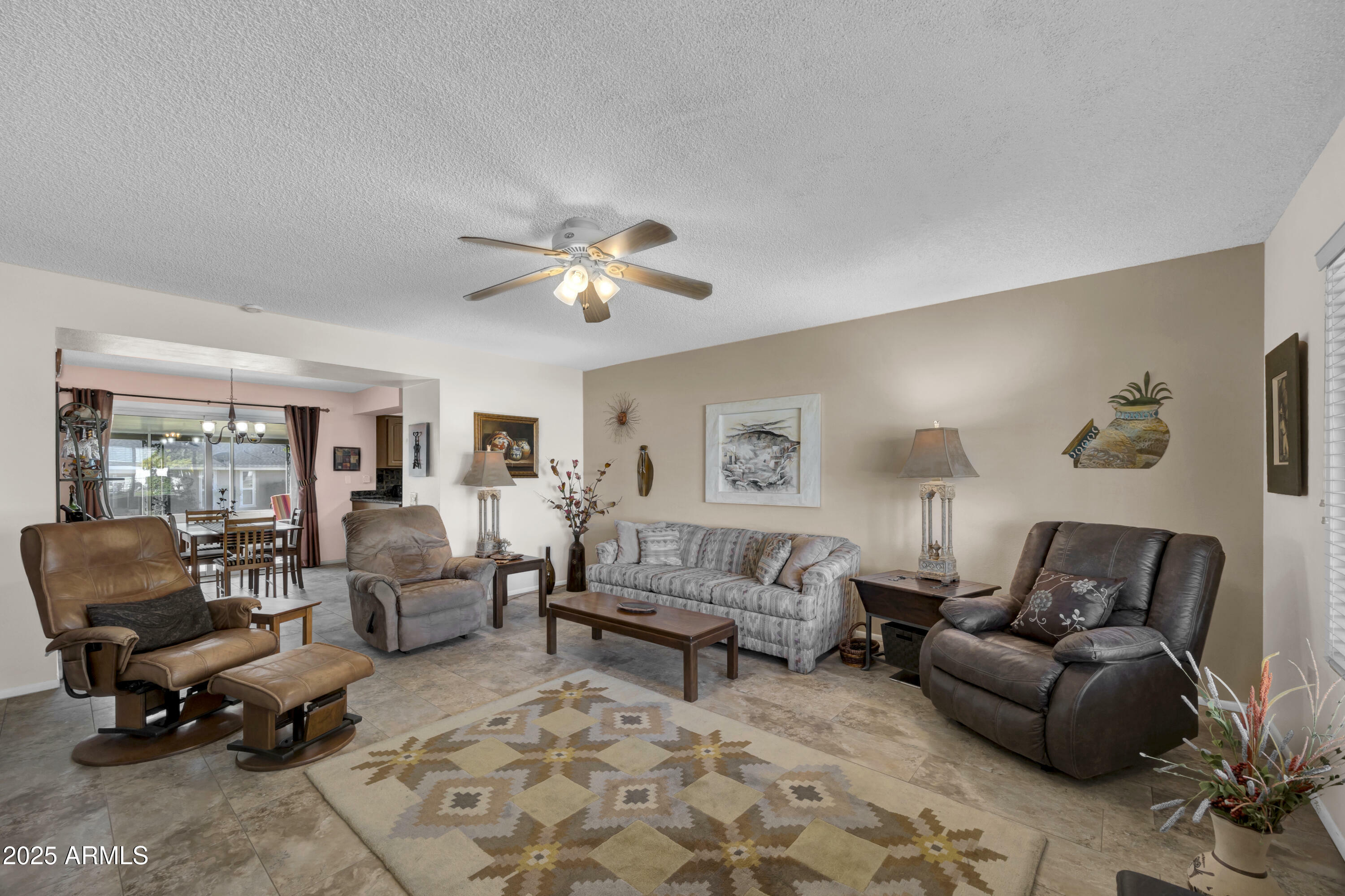 Property Photo: 10019 W Shasta Drive AZ 85351