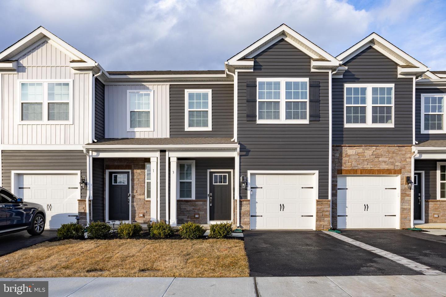 3 Reagan Lane  Westampton NJ 08060 photo