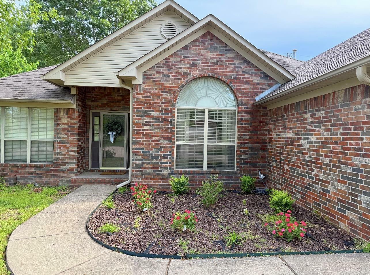 Property Photo: 3081 Napa Valley Drive AR 72034