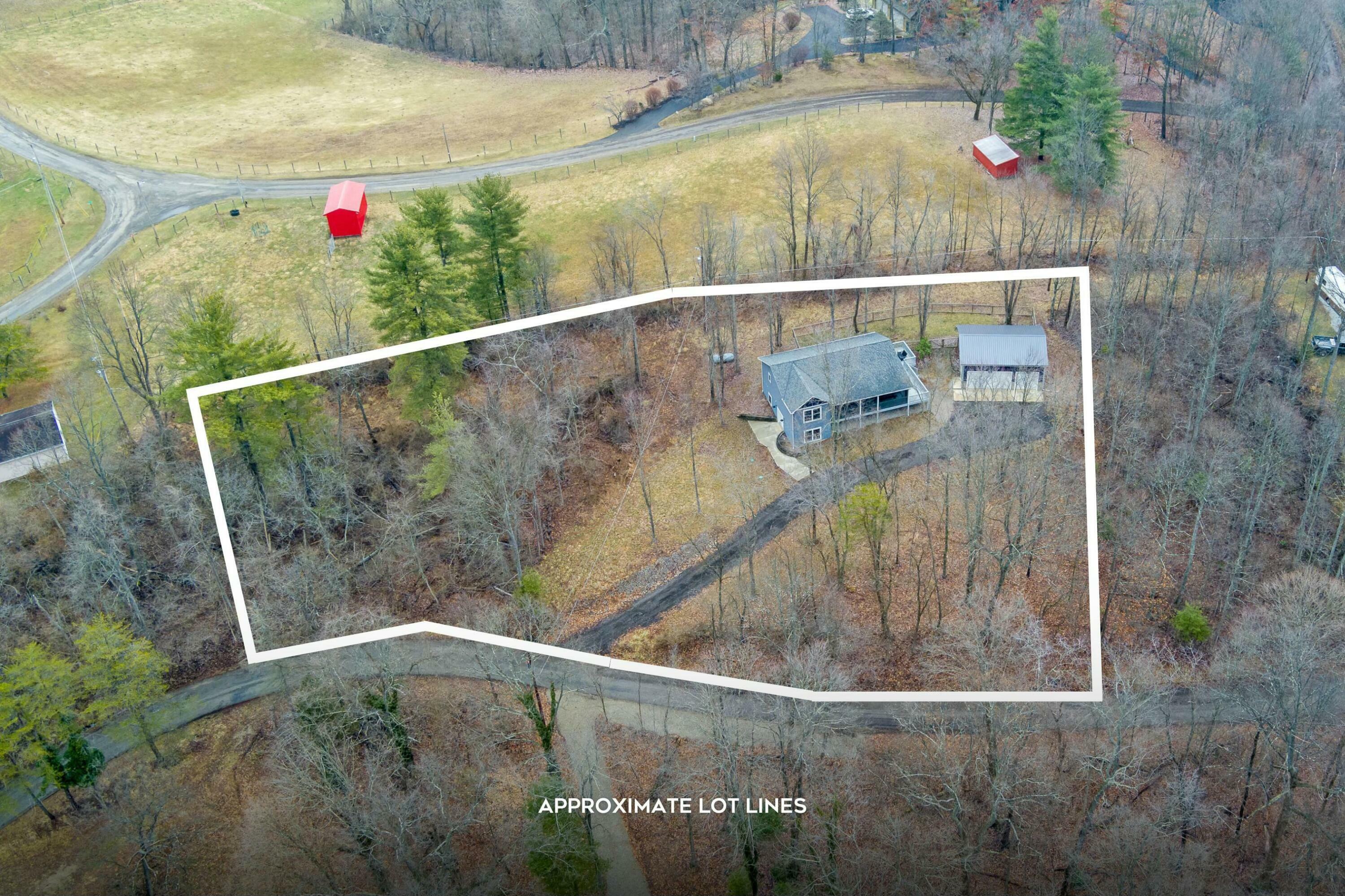 Property Photo: 220 Nez Perce Lane OH 43155