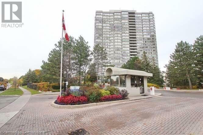 22 Hanover Road 210  Brampton ON L6S 5K7 photo