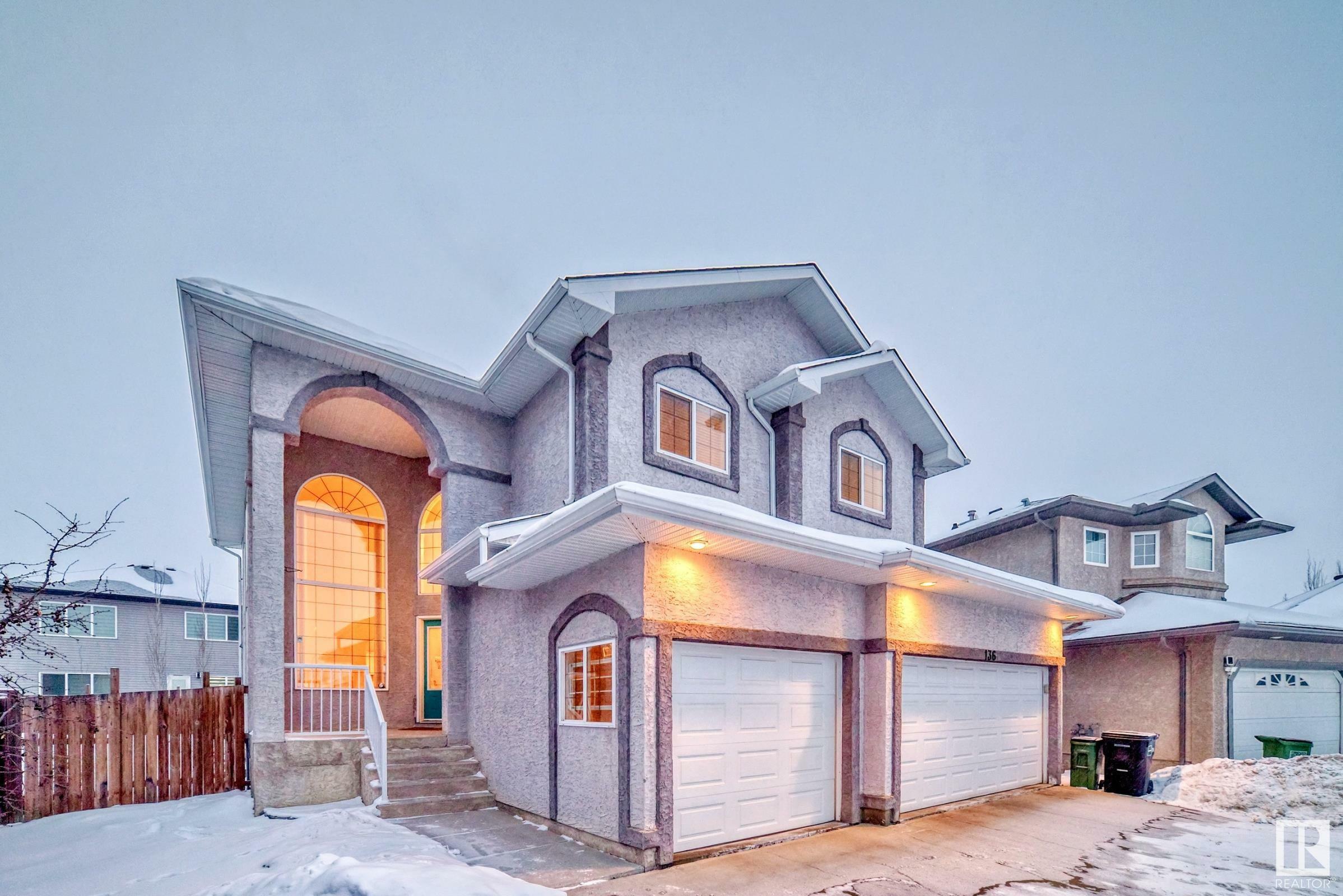 Property Photo:  136 Fraser Way NW  AB T5Y 3M8 