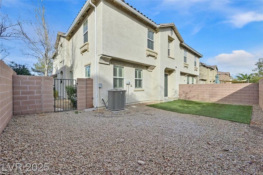 Property Photo:  1363 Grass Creek Avenue 1  NV 89012 