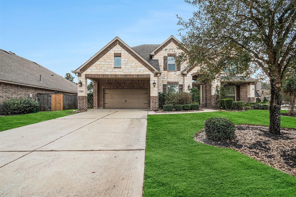 Property Photo: 201 River Wilde Drive TX 77316