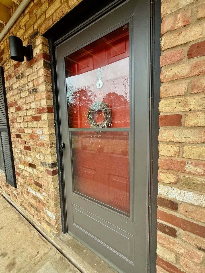 Property Photo:  1600 N 7th Street #5  TX 75601 