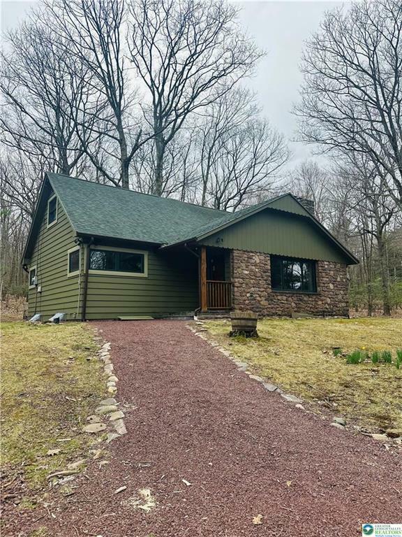 Property Photo: 340 Moseywood Road PA 18624