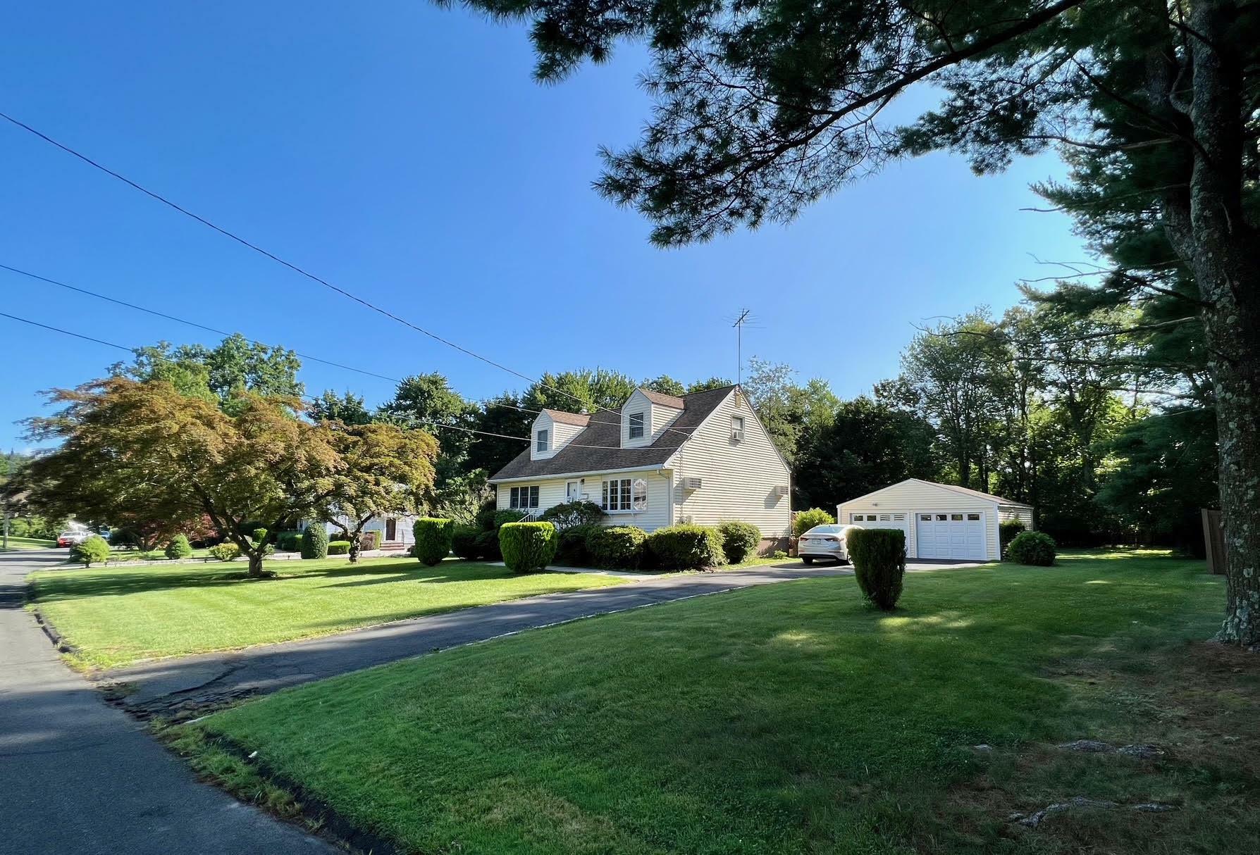 Property Photo:  7 Homestead Lane  NY 10956 