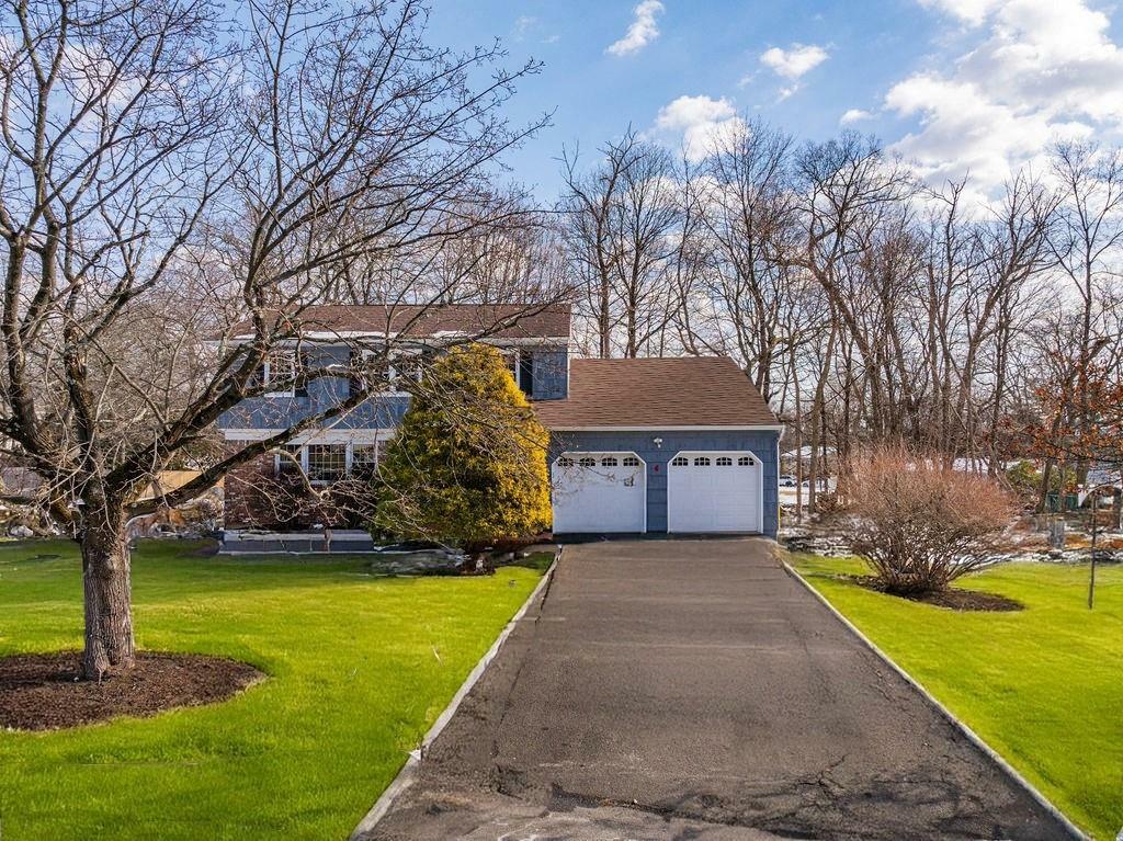 Property Photo:  4 Penn Court  NY 10956 