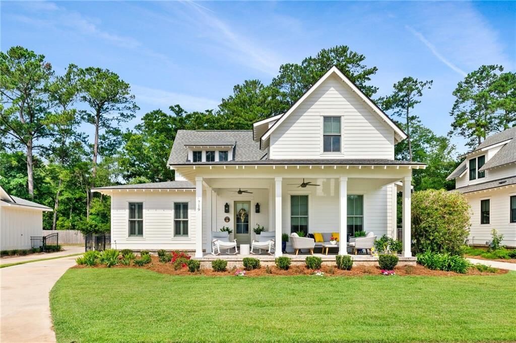 Property Photo: 719 Boundary Drive AL 36532