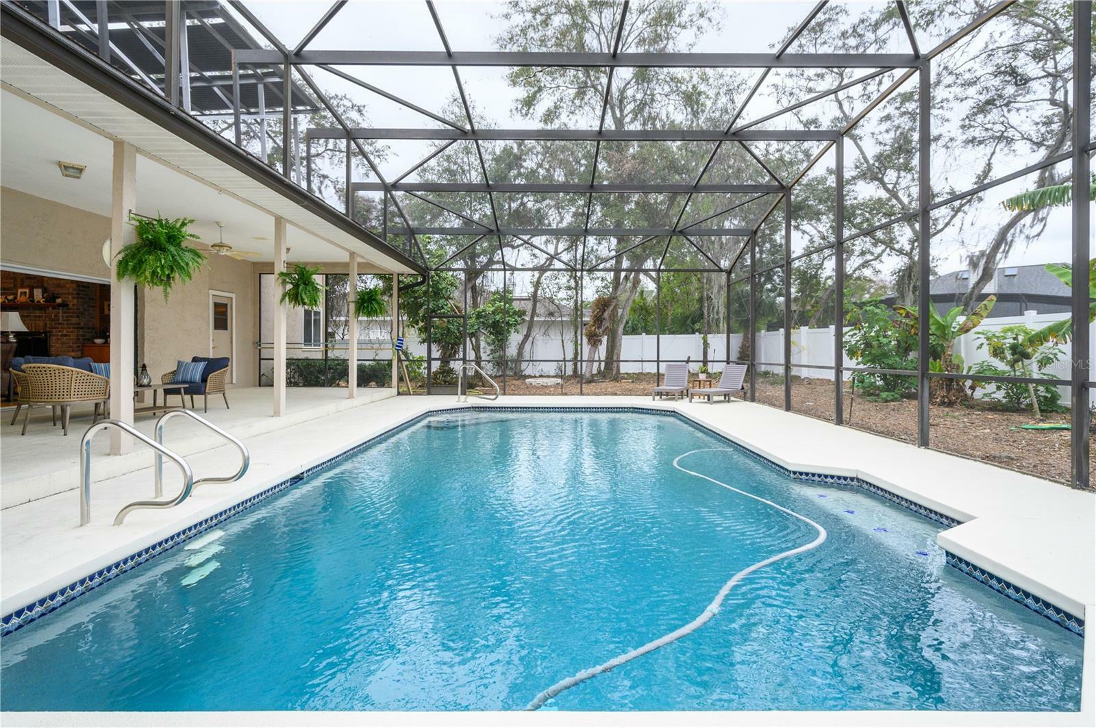Property Photo: 398 Pine Tree Road FL 32746