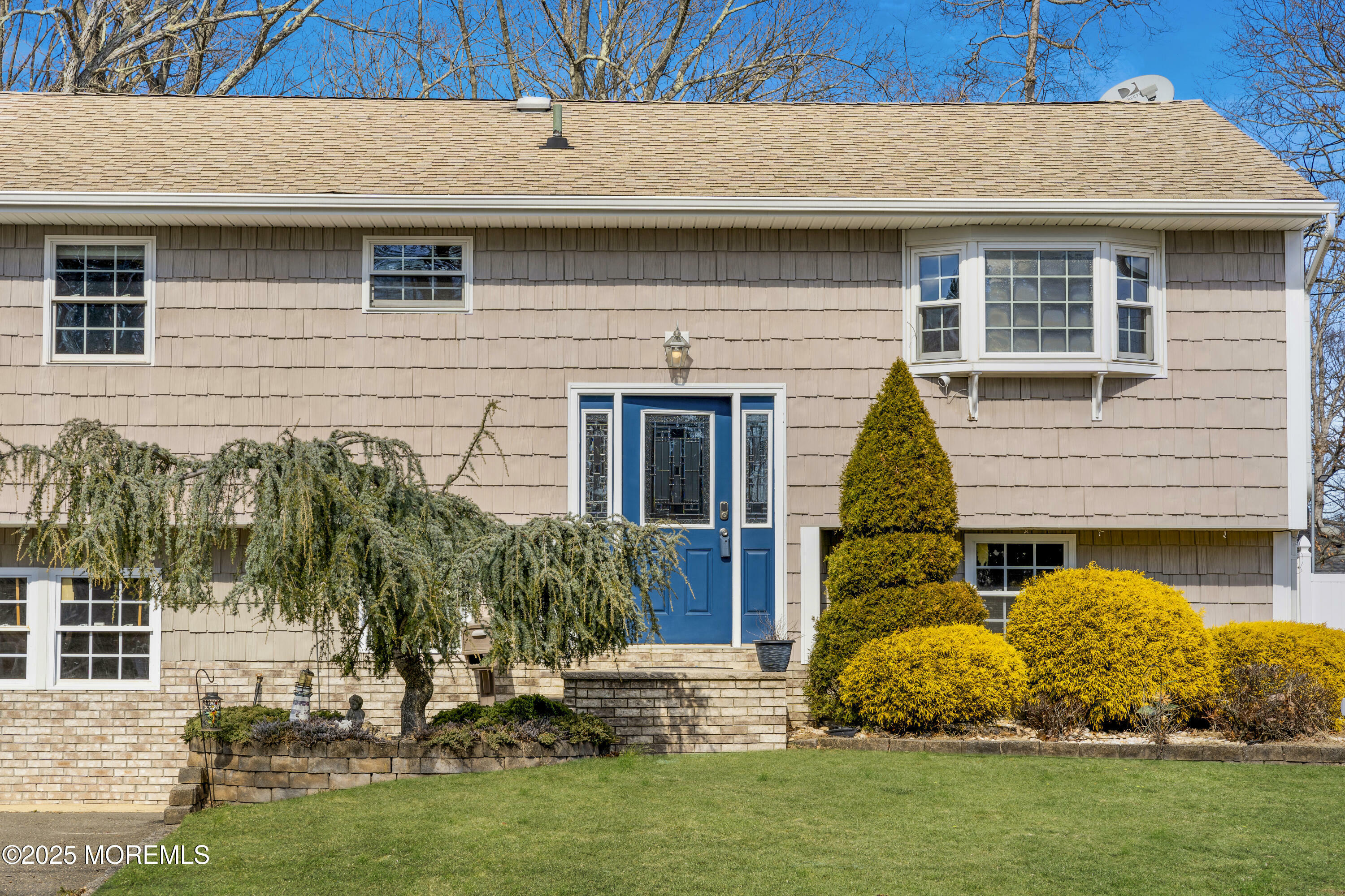 Property Photo:  10 Nottingham Drive  NJ 07731 