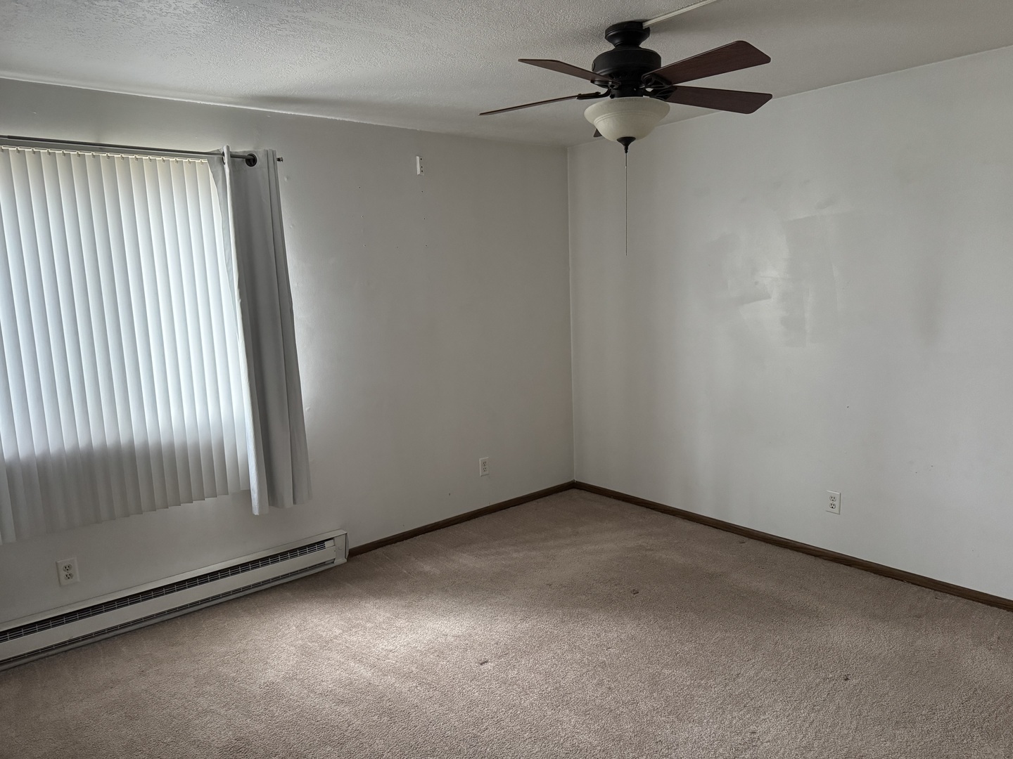 Property Photo:  352 Birch Drive 7  IL 60950 