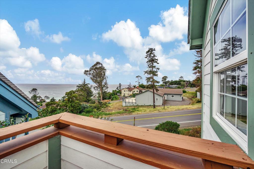 38934 Cypress Way  Gualala CA 95445 photo
