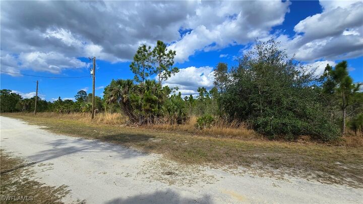 Property Photo: 13524 Carousel Drive FL 33955