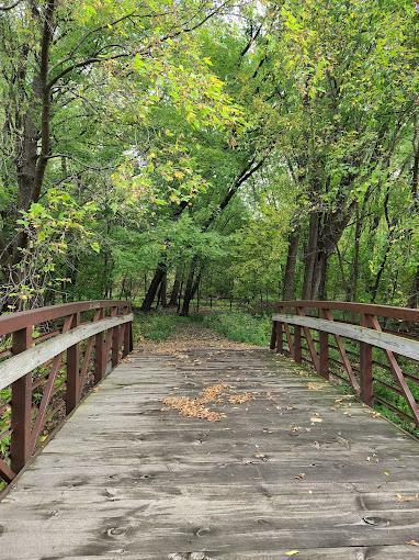 Property Photo: 2706 Lakeview Court MN 55113
