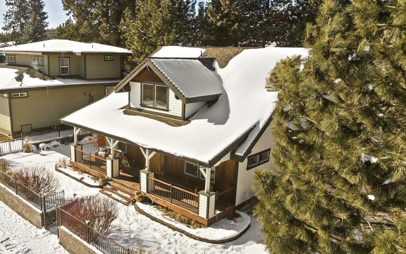 Property Photo:  2405 NW Skyline Ranch Road  OR 97703 