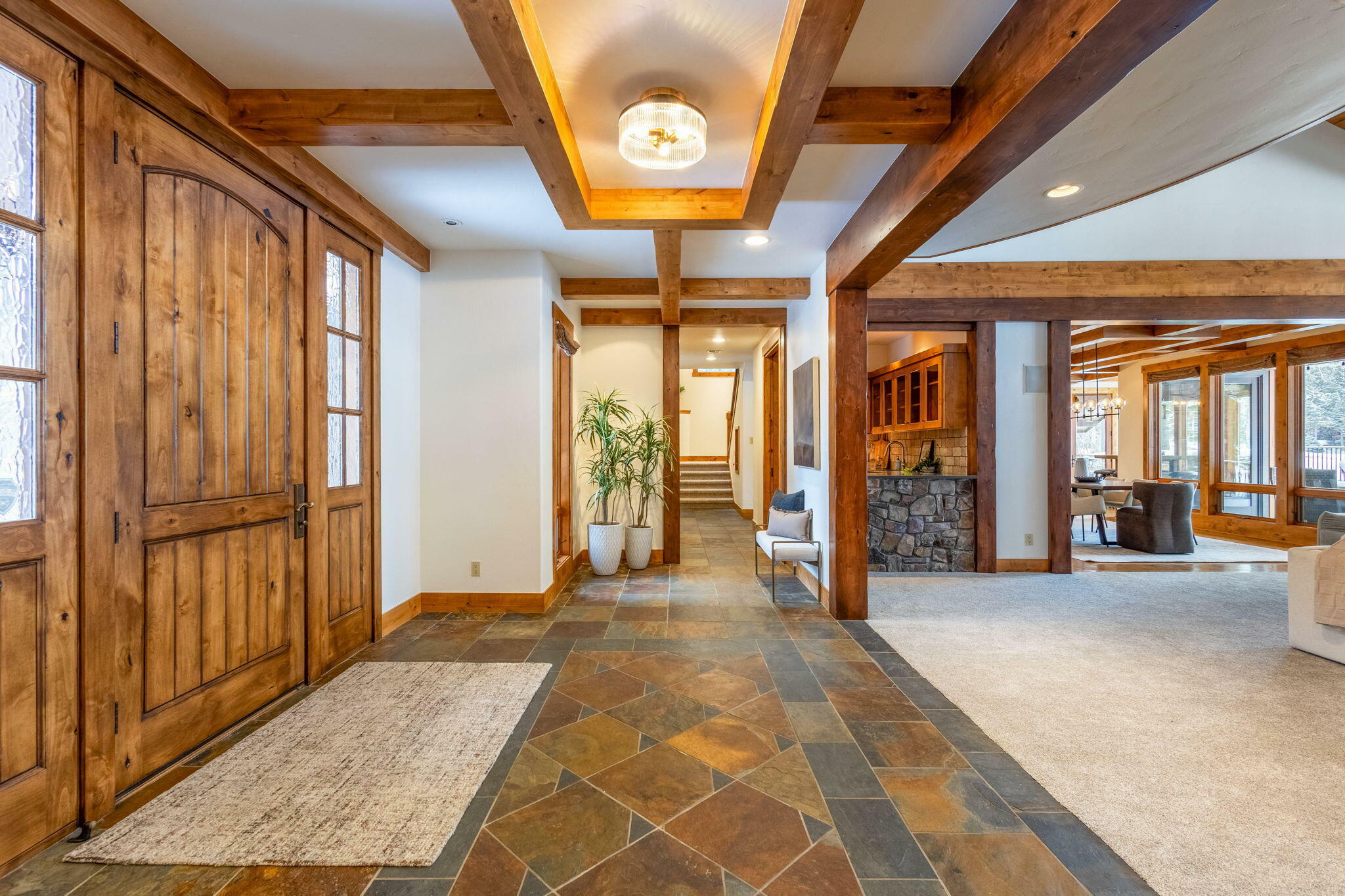 Property Photo: 61708 Broken Top Drive OR 97702