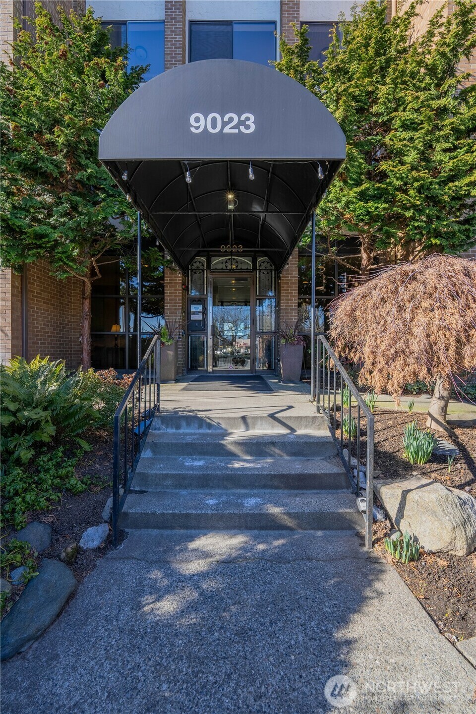 Property Photo: 9023 Mary Avenue NW 303 WA 98117