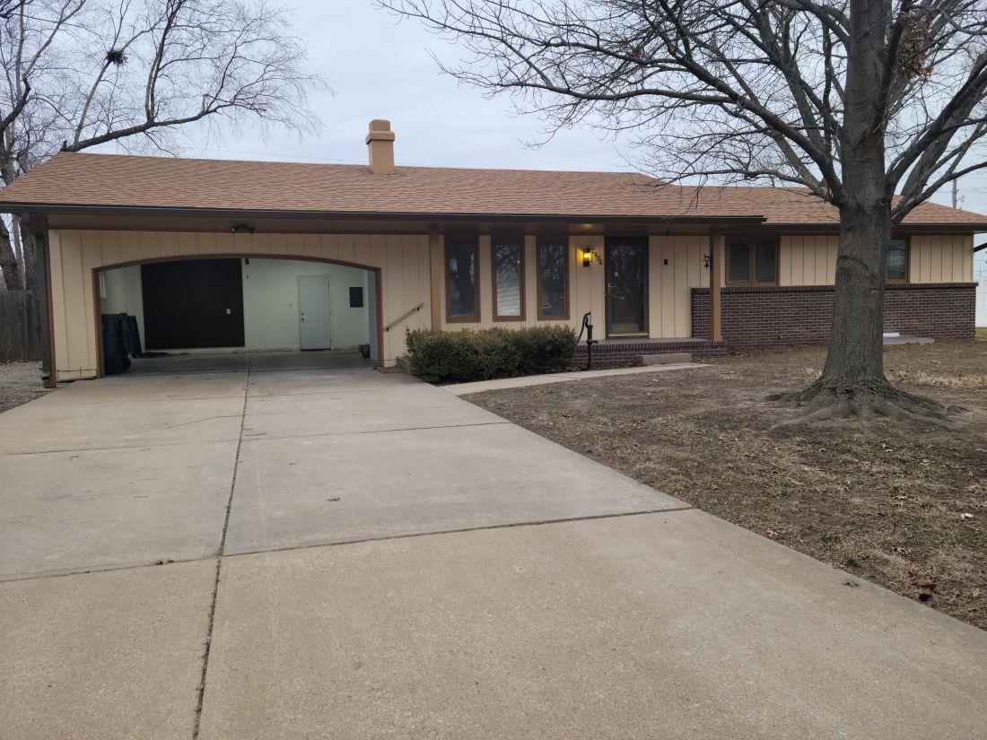 Property Photo:  2406 Rambler Rd  KS 67502 