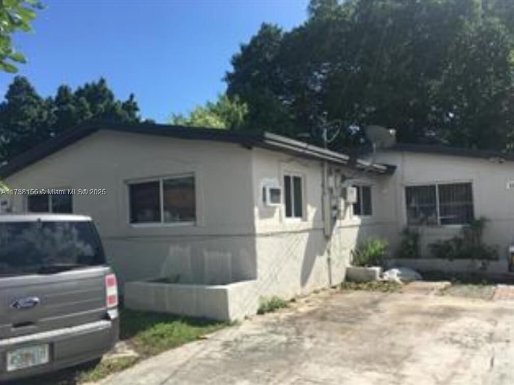 Property Photo: 1574 NW 58th St 1574 FL 33142