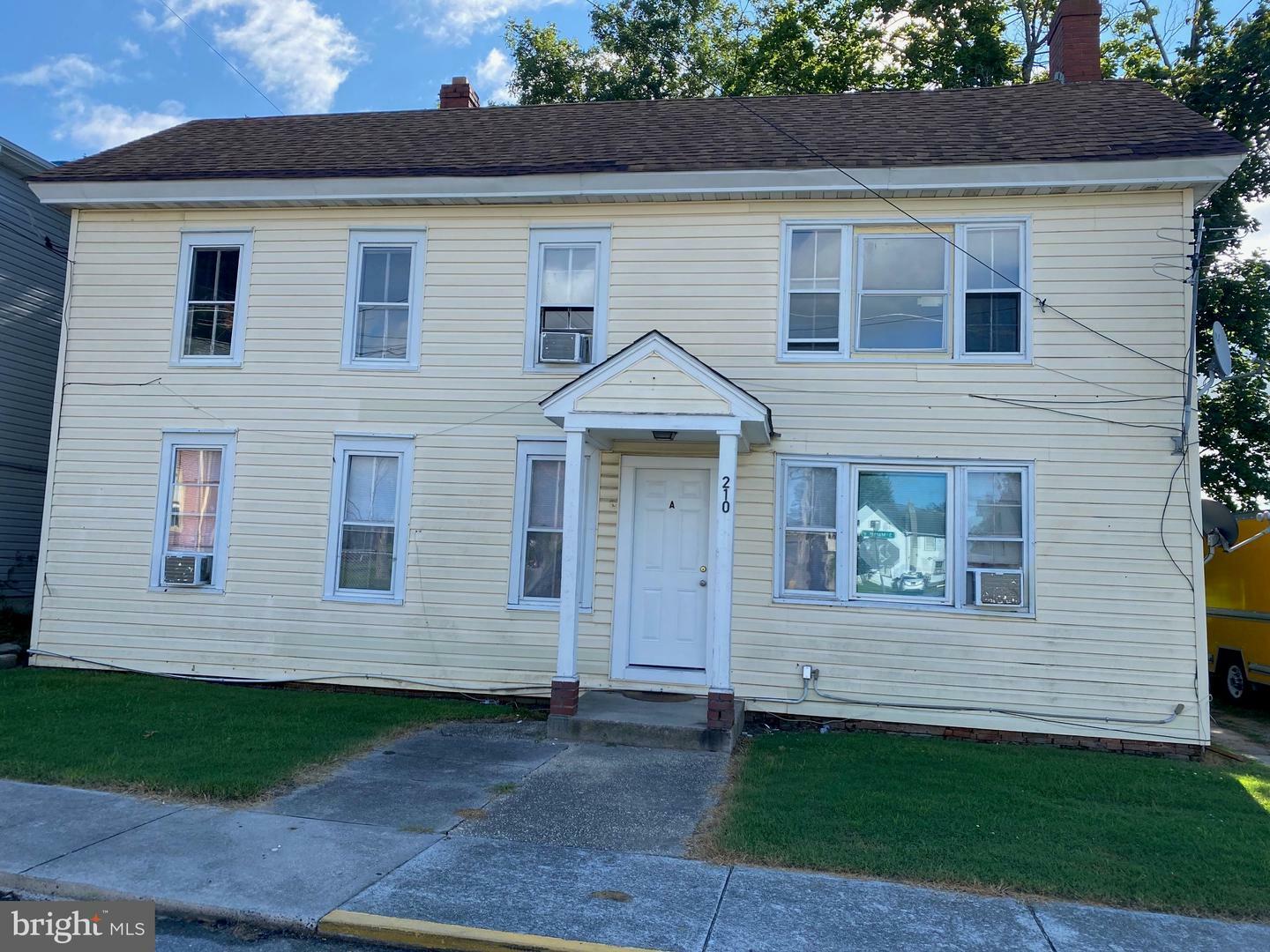 Property Photo: 210 S Market Street DE 19946