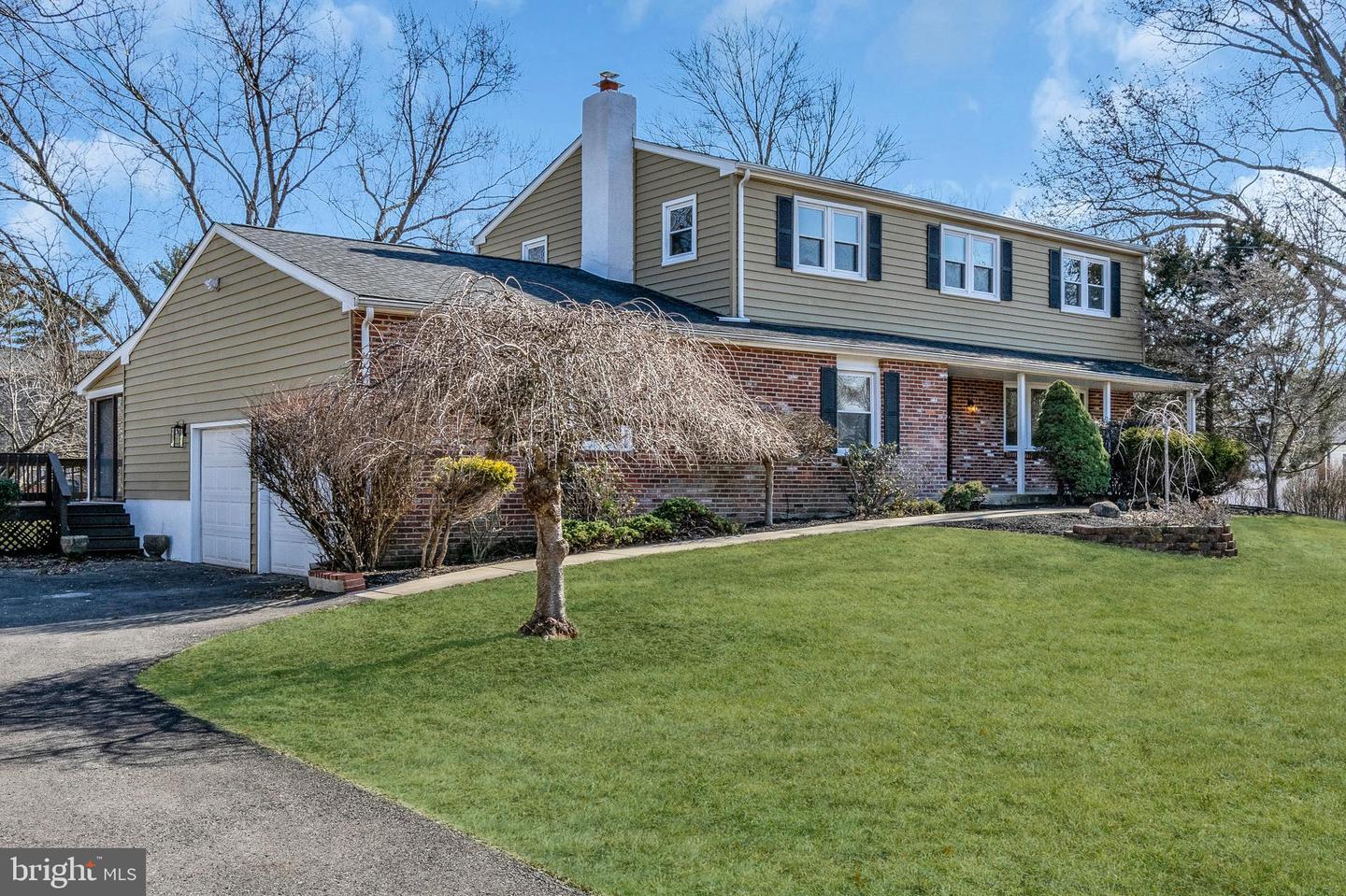 Property Photo:  275 New Road  PA 18966 