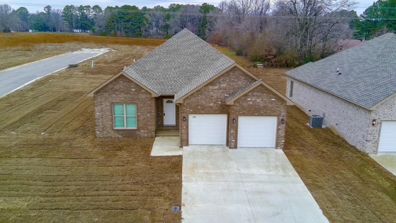 Property Photo: 400 Everett Lane AR 72401