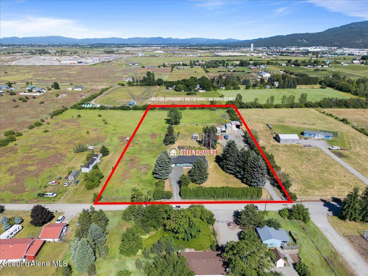 Property Photo: 6212 N Chase Road WA 99025