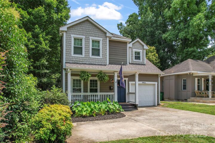Property Photo:  1921 Kenilworth Avenue  NC 28203 