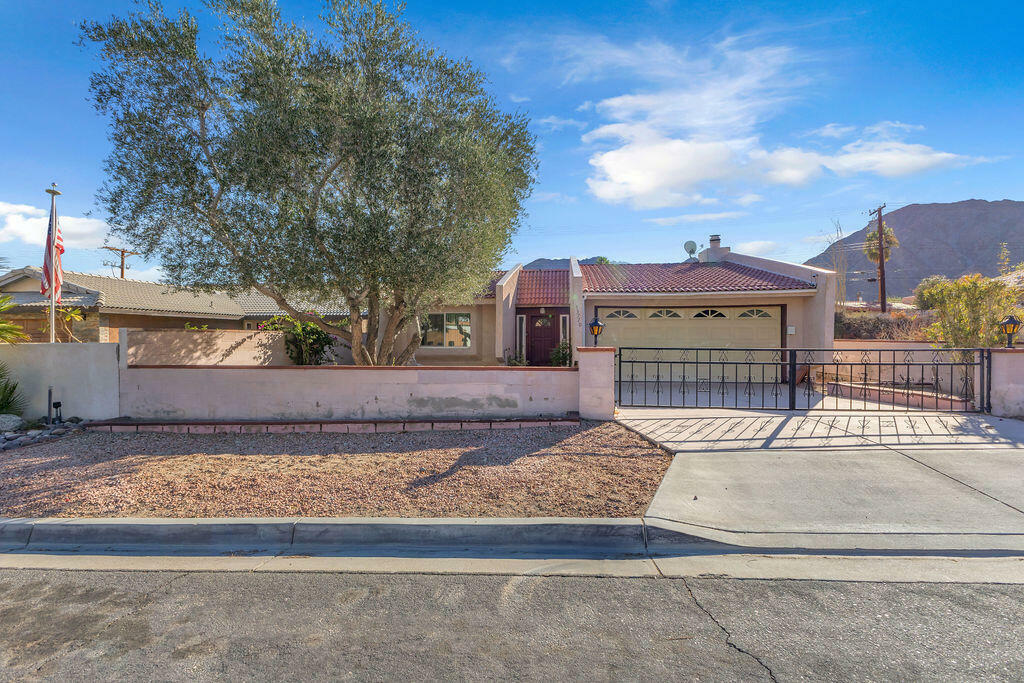 Property Photo: 53770 Avenida Obregon CA 92253