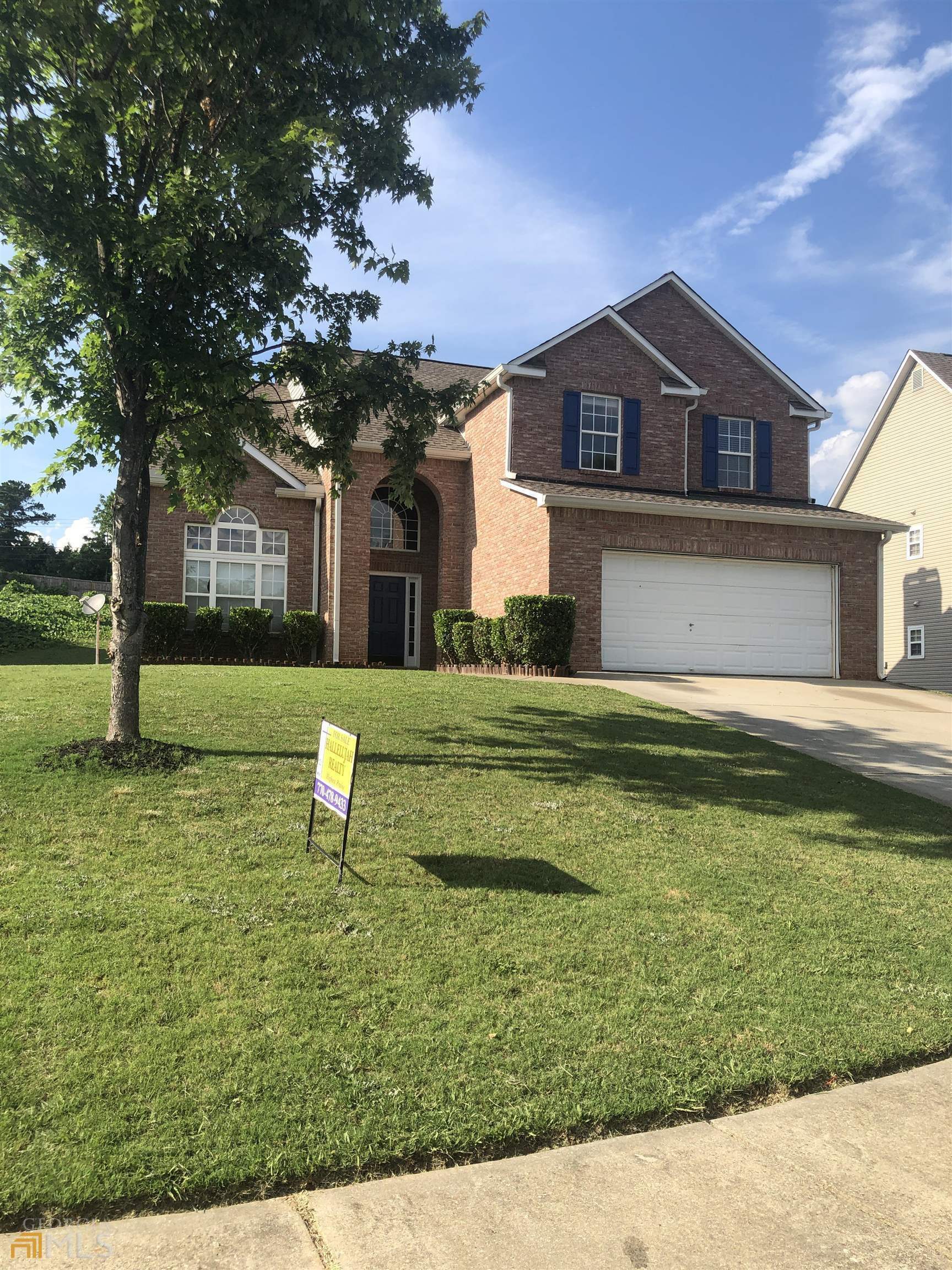 Property Photo: 264 Sunderland Wy GA 30281